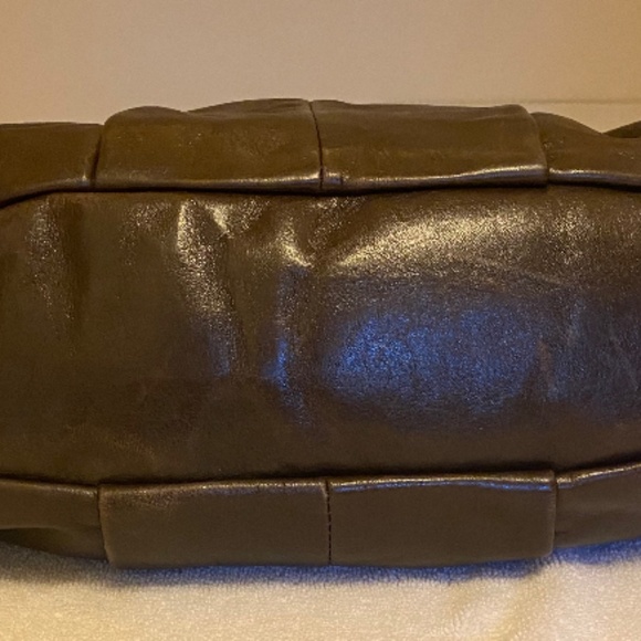 Brown Coach Shoulder/Satchel Leather Handbag with Gold Tone Hardware - Picture 5 of 6